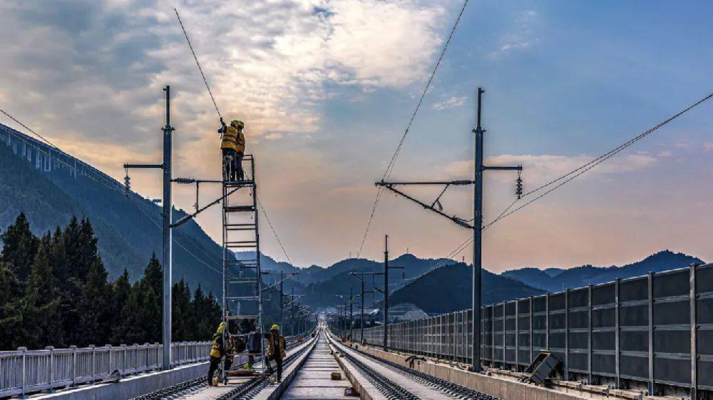媒体管家： 国家铁路局：将出台铁路线路接轨管理办法实现应接尽接