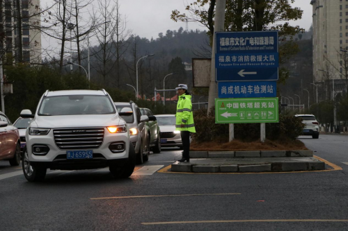 媒体管家2025 ：用DeepSeek来看福泉公安的“元宵”坚守(图9)